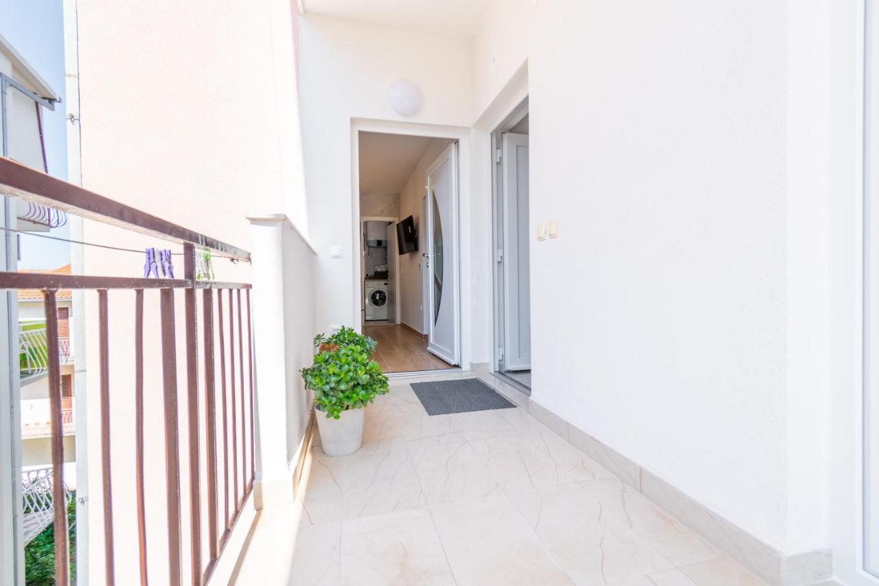 Apartmani Zora Makarska Eksteriør bilde